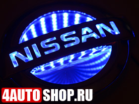 3D эмблема Nissan синяя